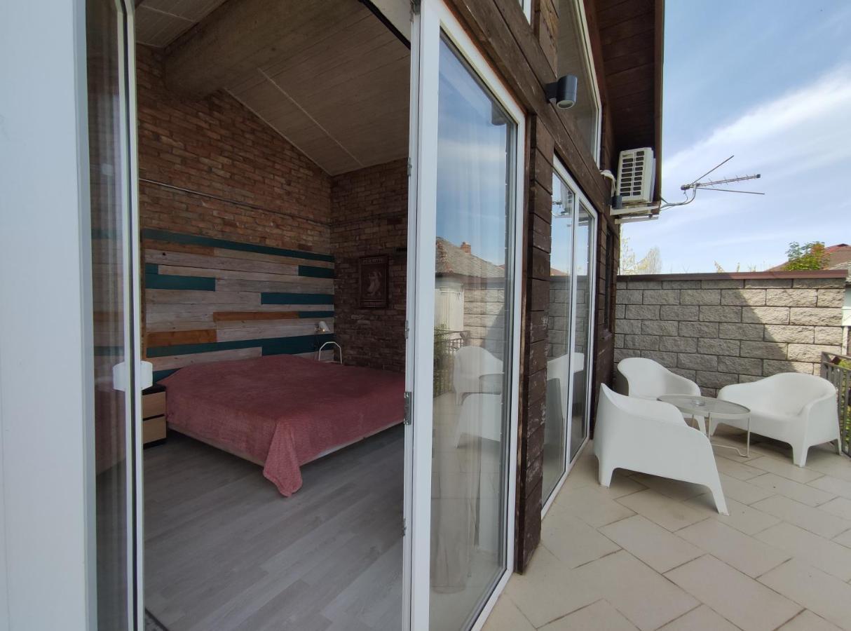 Время Че Suhumi Exterior foto